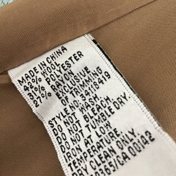 Fabulous light brown textured coat with beautiful embroidery size 6 (S) - Picture 13 of 15